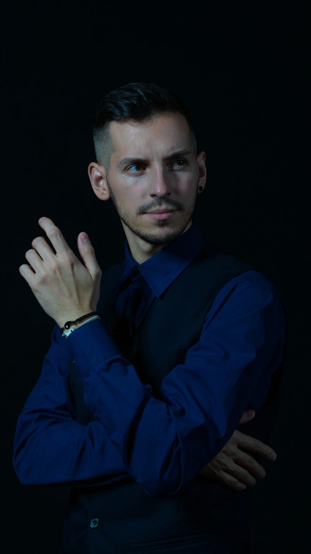 Ключников Данила - Театр Версия